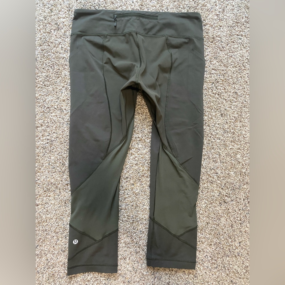 Lululemon Pace Rival Crop 22” size 10